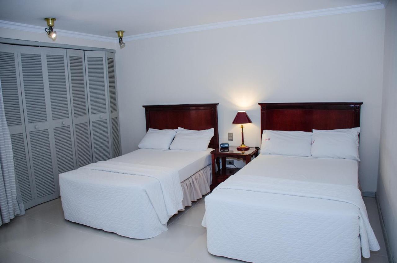Apart Hotel Toborochi Santa Cruz de La Sierra Kültér fotó
